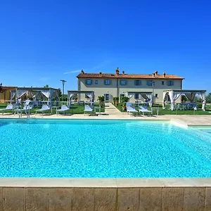  Apartment Il Sole Di Vino By Posarellivillas